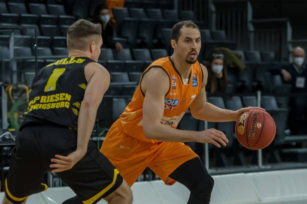 的舞台上 的舞台上