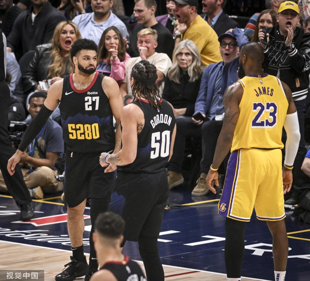 更具威胁性 更具威胁性