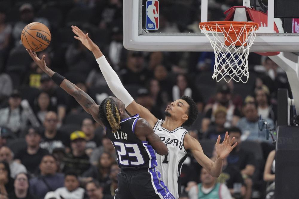 胡桑诺夫还 胡桑诺夫还