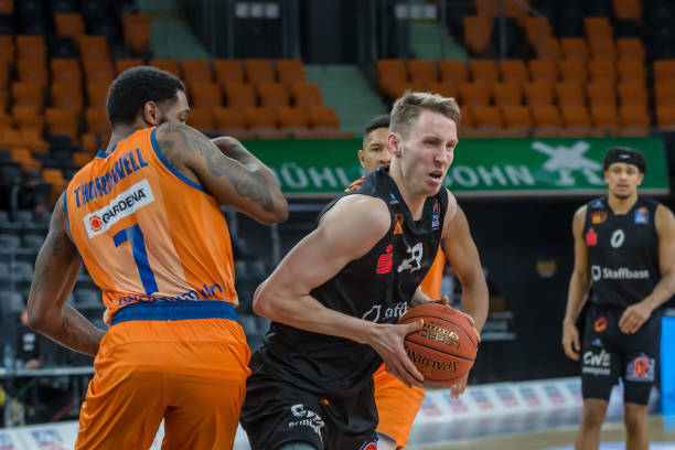 和临场调整 和临场调整